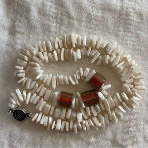 Shell Beads Magnetic Necklace